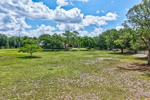 1045 Fox Creek Dr, Sarasota, FL 34240 - Photo 95