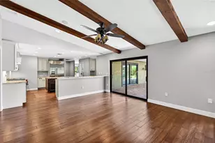 3695 Country Pl Blvd, Sarasota, FL 34233 - Photo 9