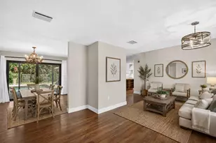 3695 Country Pl Blvd, Sarasota, FL 34233 - Photo 5