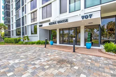 707 S Gulfstream Avenue #906, Sarasota, FL 34236 - Photo 35