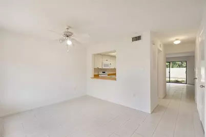 926 Sunridge Drive #F1, Sarasota, FL 34234 - Photo 5