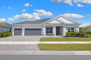 4645 Antrim Dr, Sarasota, FL 34240 - Photo 1