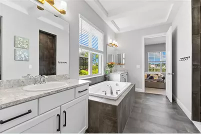 4645 Antrim Drive, Sarasota, FL 34240 - Photo 17