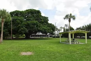 1000 Dartmouth Dr, Bradenton, FL 34207 - Photo 27