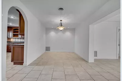 609 Laguna Drive, Venice, FL 34285 - Photo 19