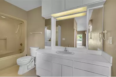 609 Laguna Drive, Venice, FL 34285 - Photo 35