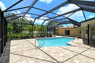 3140 Espanola Dr, Sarasota, FL 34239 - Photo 5
