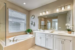 6374 Grandview Hill Ct, Bradenton, FL 34203 - Photo 29