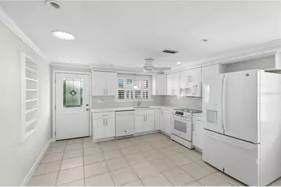 602 Spanish Drive S #115, Longboat Key, FL 34228 - Photo 7