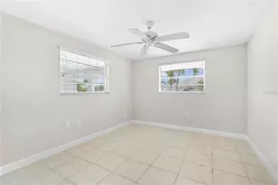 602 Spanish Dr S, Longboat Key, FL 34228 - Photo 25