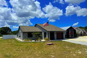 4926 Preston Way, Sarasota, FL 34232 - Photo 3
