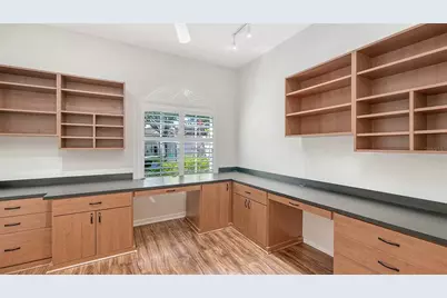 3978 Chatsworth Greene #35, Sarasota, FL 34235 - Photo 15