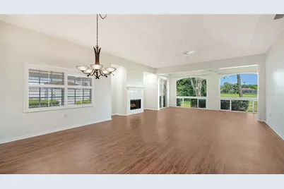 3978 Chatsworth Greene #35, Sarasota, FL 34235 - Photo 13