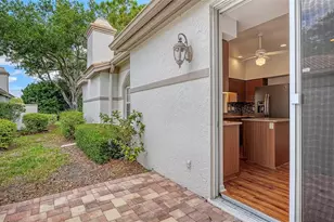 3978 Chatsworth Greene, Sarasota, FL 34235 - Photo 7