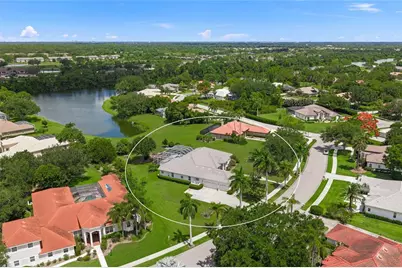 9043 Misty Creek Drive, Sarasota, FL 34241 - Photo 7