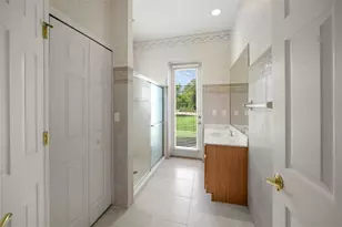 9043 Misty Creek Dr, Sarasota, FL 34241 - Photo 47