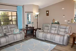 512 Boxwood Ln, Englewood, FL 34223 - Photo 5