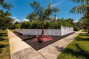 127 23rd St N, Saint Petersburg, FL 33713 - Photo 41