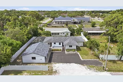 201 Honore Avenue, Sarasota, FL 34232 - Photo 51