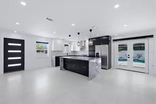 201 Honore Ave, Sarasota, FL 34232 - Photo 21