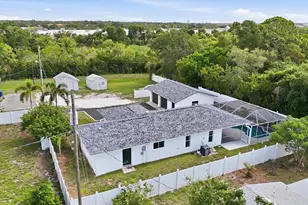 201 Honore Ave, Sarasota, FL 34232 - Photo 43