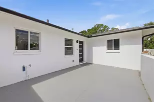 201 Honore Ave, Sarasota, FL 34232 - Photo 29