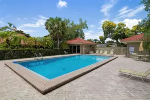 4820 Kestral Park Cir, Sarasota, FL 34231 - Photo 49