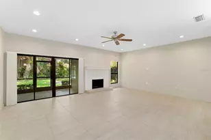4820 Kestral Park Cir, Sarasota, FL 34231 - Photo 5
