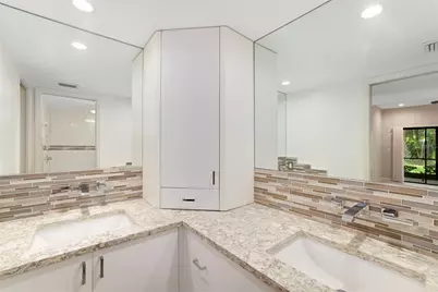 4820 Kestral Park Circle #18, Sarasota, FL 34231 - Photo 41