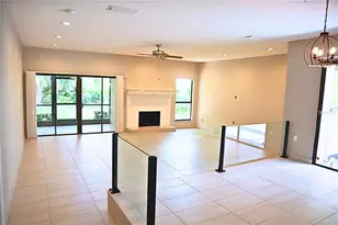 4820 Kestral Park Cir, Sarasota, FL 34231 - Photo 5