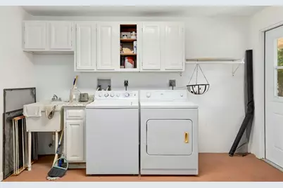 4820 Kestral Park Circle #18, Sarasota, FL 34231 - Photo 43