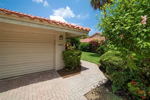 4820 Kestral Park Cir, Sarasota, FL 34231 - Photo 3