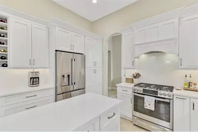 13987 Siena Loop, Bradenton, FL 34202 - Photo 9