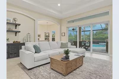 13987 Siena Loop, Bradenton, FL 34202 - Photo 3