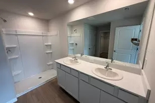 5732 Silver Moonlight Dr, Palmetto, FL 34221 - Photo 5