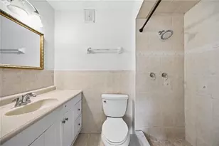 2715 Ingot Pl, Sarasota, FL 34235 - Photo 21