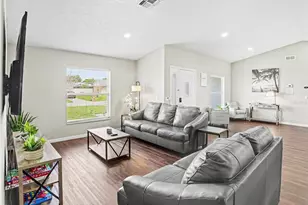 105 Harness Ln, Kissimmee, FL 34743 - Photo 3