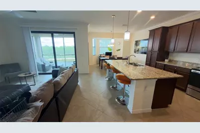 17108 Vardon Terrace #401, Bradenton, FL 34211 - Photo 3