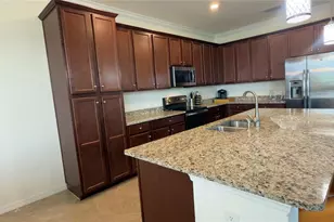 17108 Vardon Ter, Bradenton, FL 34211 - Photo 5