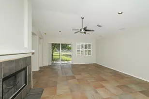 5453 New Covington Dr, Sarasota, FL 34233 - Photo 7