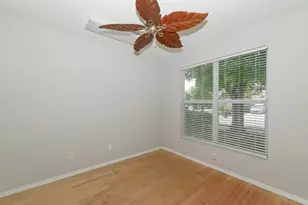 5453 New Covington Dr, Sarasota, FL 34233 - Photo 23