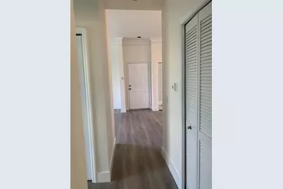5152 Northridge Road #302, Sarasota, FL 34238 - Photo 5