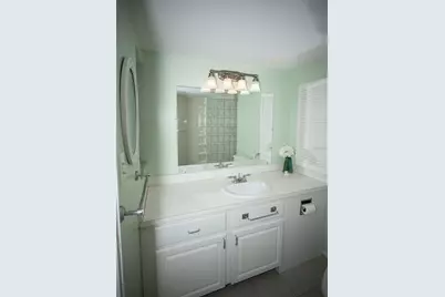 435 S Gulfstream Avenue #206, Sarasota, FL 34236 - Photo 21