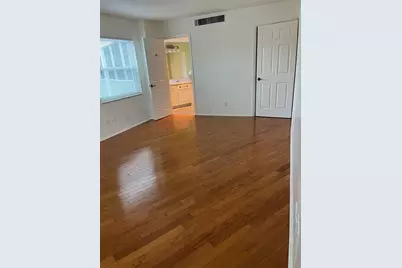 435 S Gulfstream Avenue #206, Sarasota, FL 34236 - Photo 23