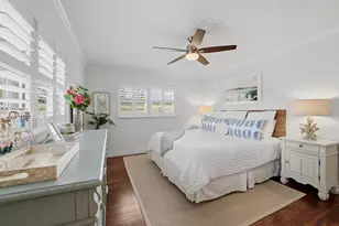 2561 Sunnyside St, Sarasota, FL 34239 - Photo 15