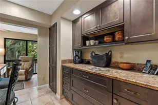1475 Landings Cir, Sarasota, FL 34231 - Photo 11