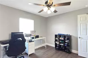 4323 NE 21st Ave, Cape Coral, FL 33909 - Photo 17