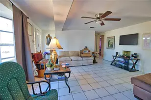 65 Virginia Ct, Englewood, FL 34223 - Photo 9