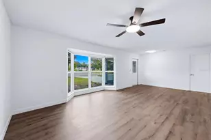 4100 Tee Rd, Sarasota, FL 34235 - Photo 7