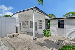 10315 Cortez Road W, Bradenton, FL 34210 - Photo 3